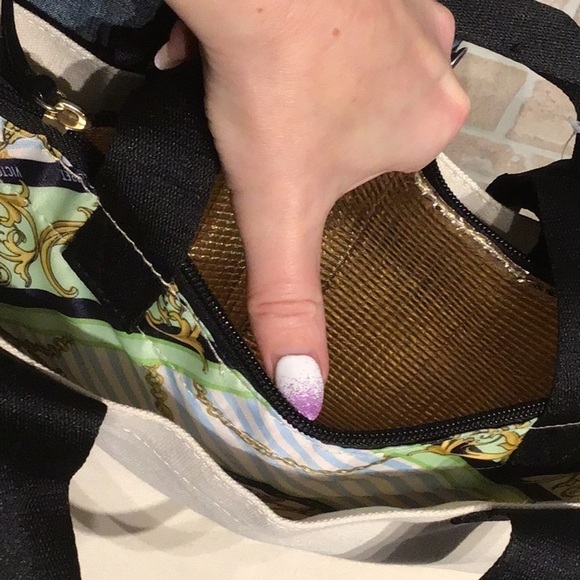 🧺 Victoria’s Secret - complete Picnic Set NWT 🧺 - Picture 8 of 9